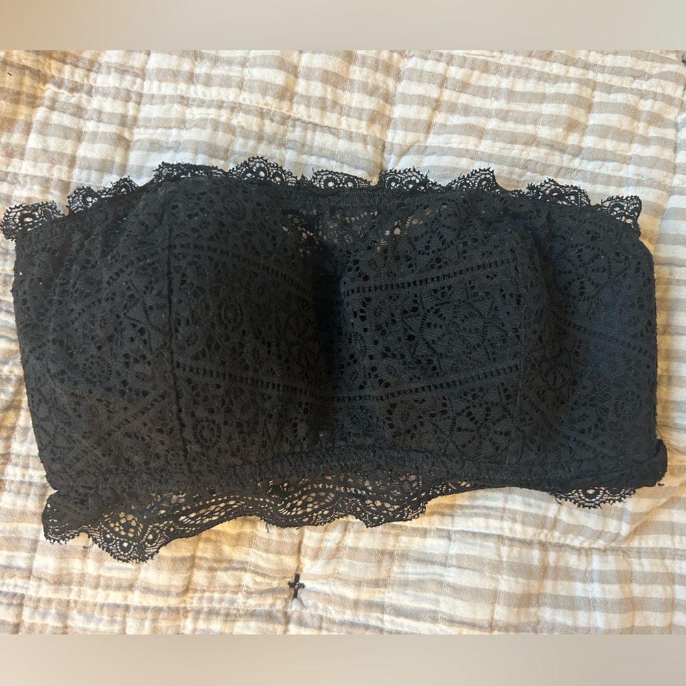 Lightly Lined Wireless Strapless Bralette